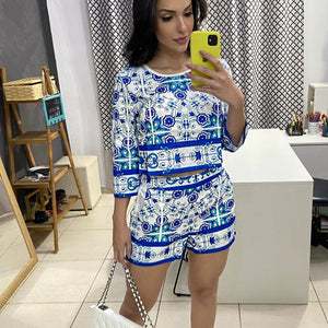 Combo Blusa e Shorts Estampada